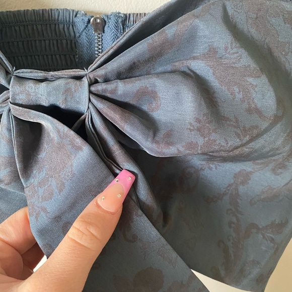 Urban Outfitters Kimchi Blue Bow Top - Picture 2 of 4